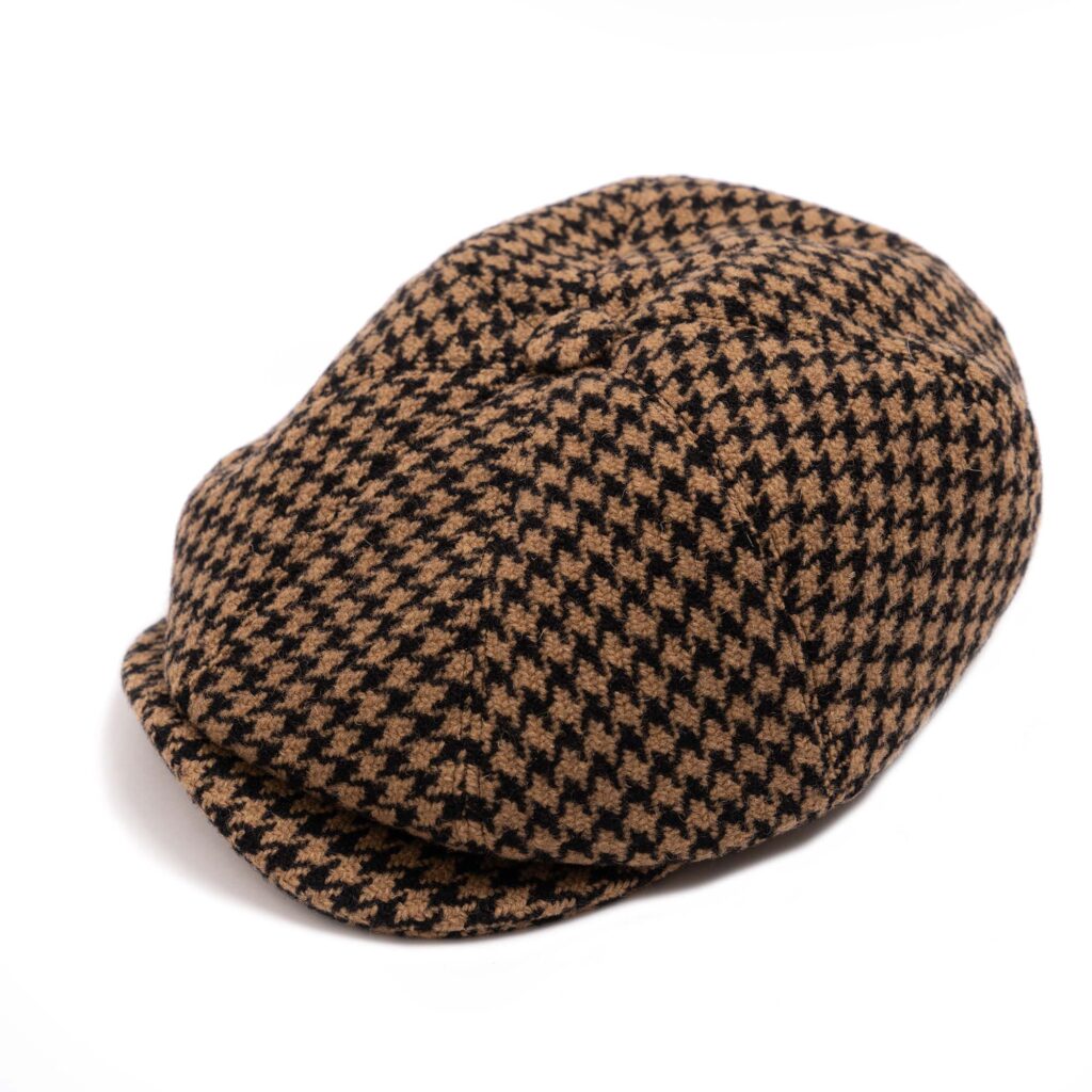 "Outlaw" Pied de Poule 8 Panel Riders Cap