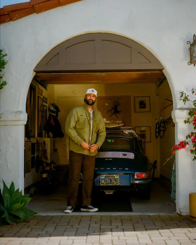 Californian Vibes.

Aaron from @california.912 wearing our Masterpiece “Explorator” Waxed Canvas Jacket while driving his @porsche 912 Aga “Ole Blue” from 1967.

An awesome shoot by @mounce for @mensfilemagazine

Thank you guys 🤝 Let’s Rock.