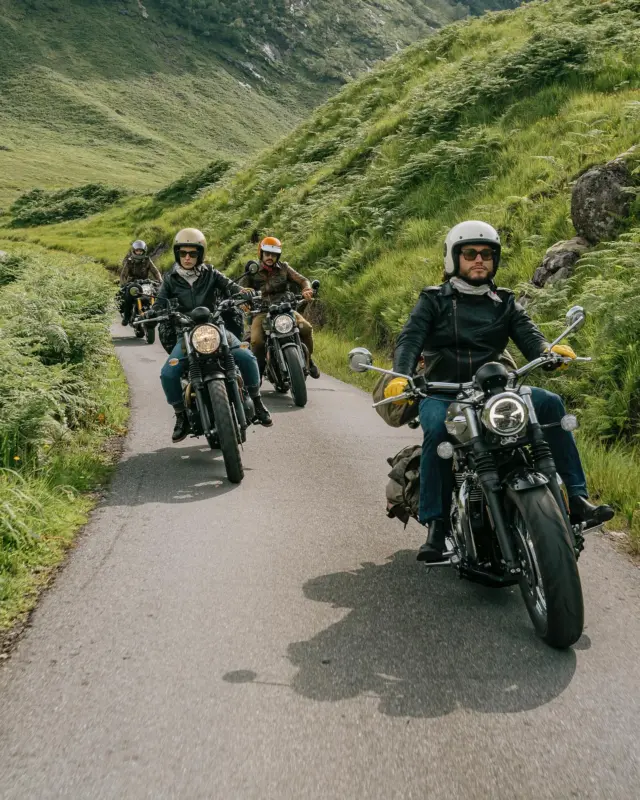 An Epic Road Trip from Triumph Motorcycles headquarters in Hinckley (UK) to the Far North, tracing the legendary North Coast 500 in Scotland until the End, where the land falls into the Ocean.
Hitting the Peak District National Park heading to the far Scotland West Coast, stopping by Fort William and then all the Way to the far Scotland Northernmost Point John O’Groats, passing through the legendary Mountain Pass of Bealach Na Bà.

Looking for the Shangri-La